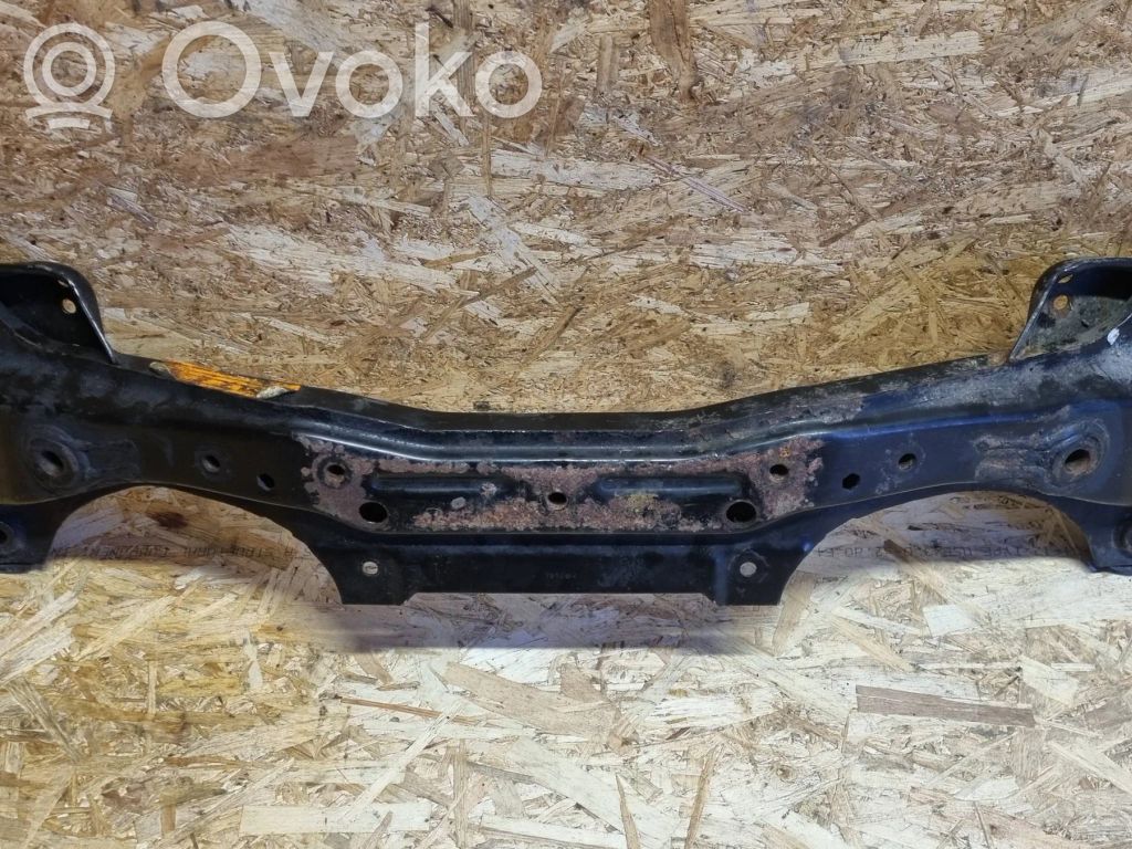 Priekinis traversas   751802