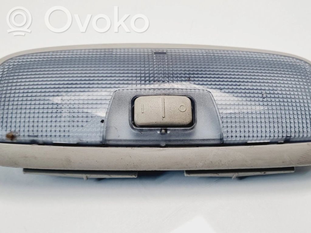Ford Focus Takaistuimen valo 