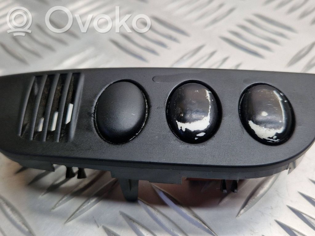 Citroen C3 Cruise control switch 