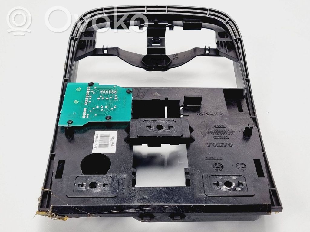 Volvo V70 Panel oświetlenia wnętrza kabiny 