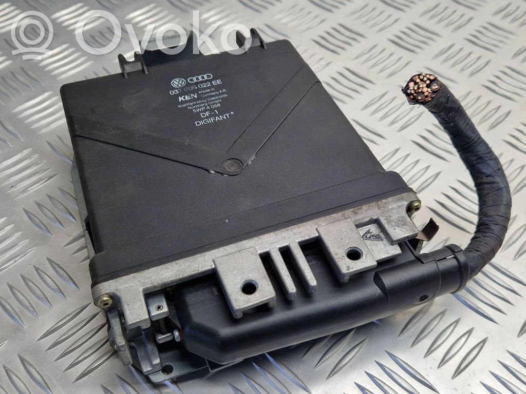 Audi 80 90 S2 B4 Engine control unit/module 