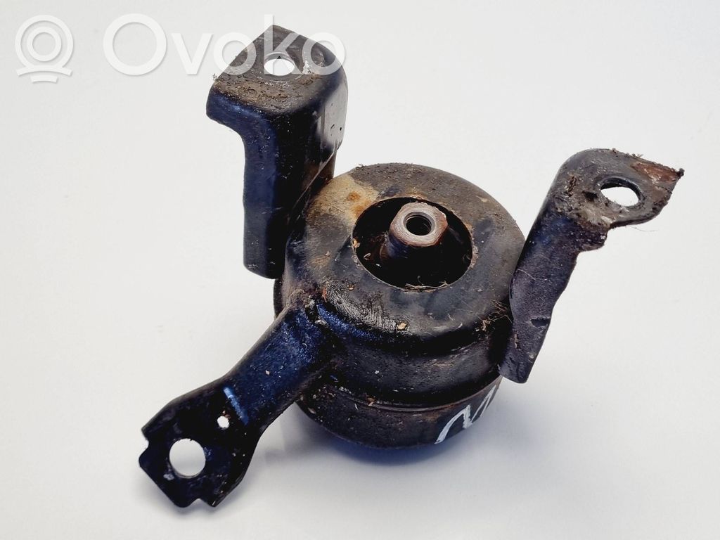 Engine mount bracket   RT2514,0527,529