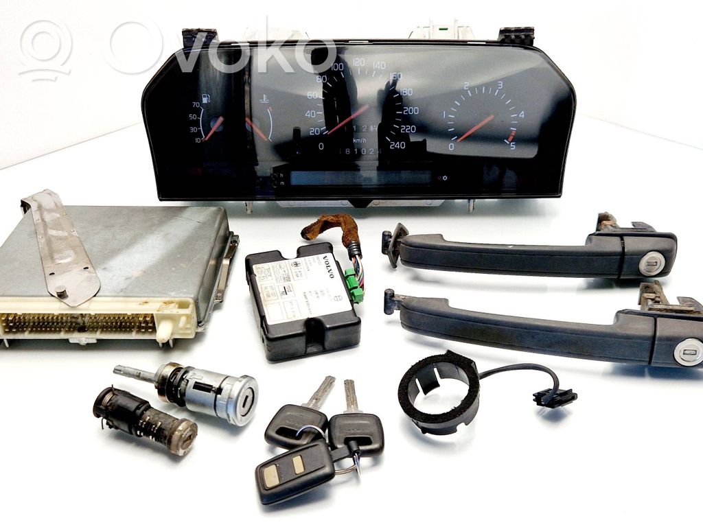 Volvo 850 Engine ECU kit and lock set 