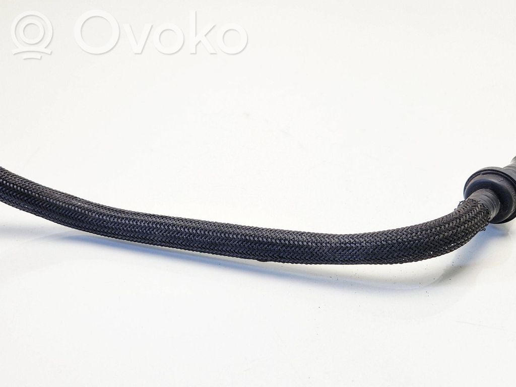 BMW 7 F01 F02 F03 F04 Caurulīte (-es) / šļūtene (-es) 