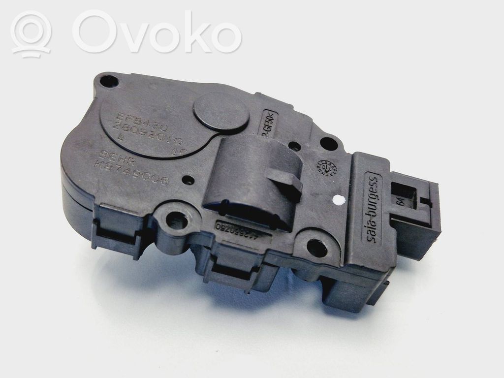 BMW 5 F10 F11 Tuloilmaventtiilin käyttömoottori 