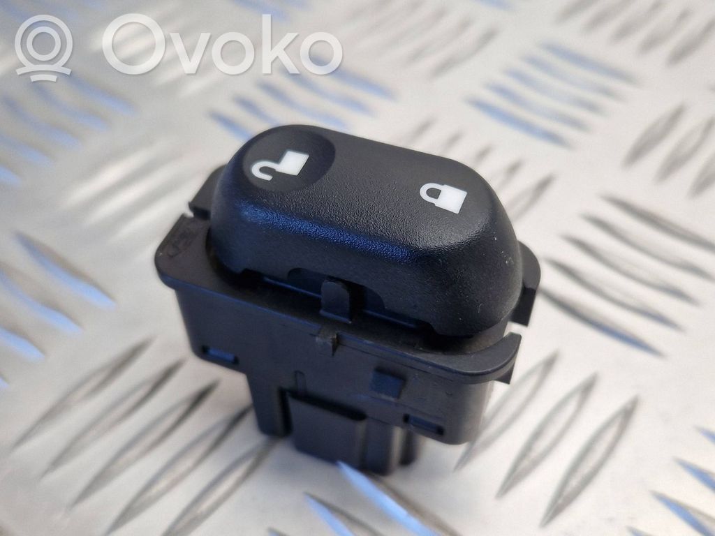 Central locking switch button   YF1T14963BAJADS