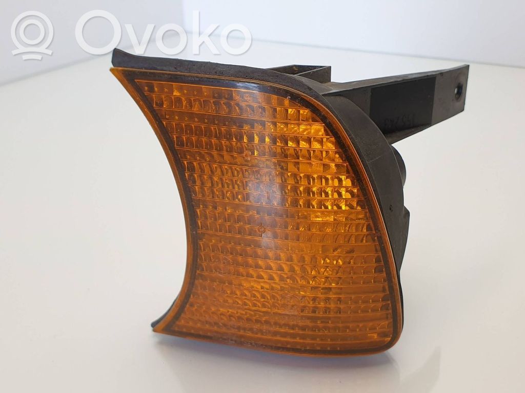 Front indicator light   155243,1384033
