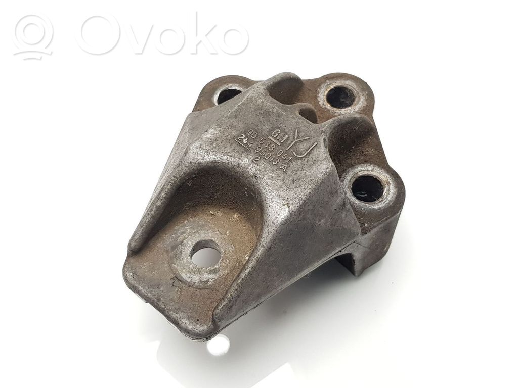 Engine mounting bracket   90538041,24495013A