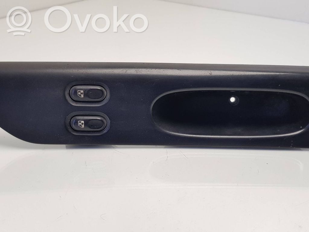 Renault Laguna I Electric window control switch 