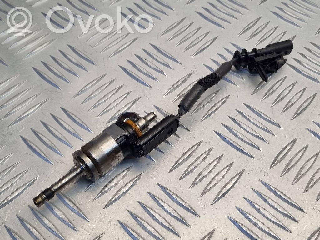 Volvo XC60 Fuel injector 