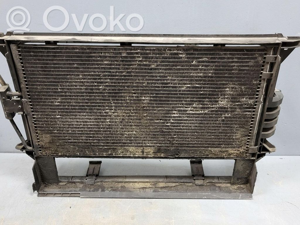 BMW 5 E39 Radiateur condenseur de climatisation 