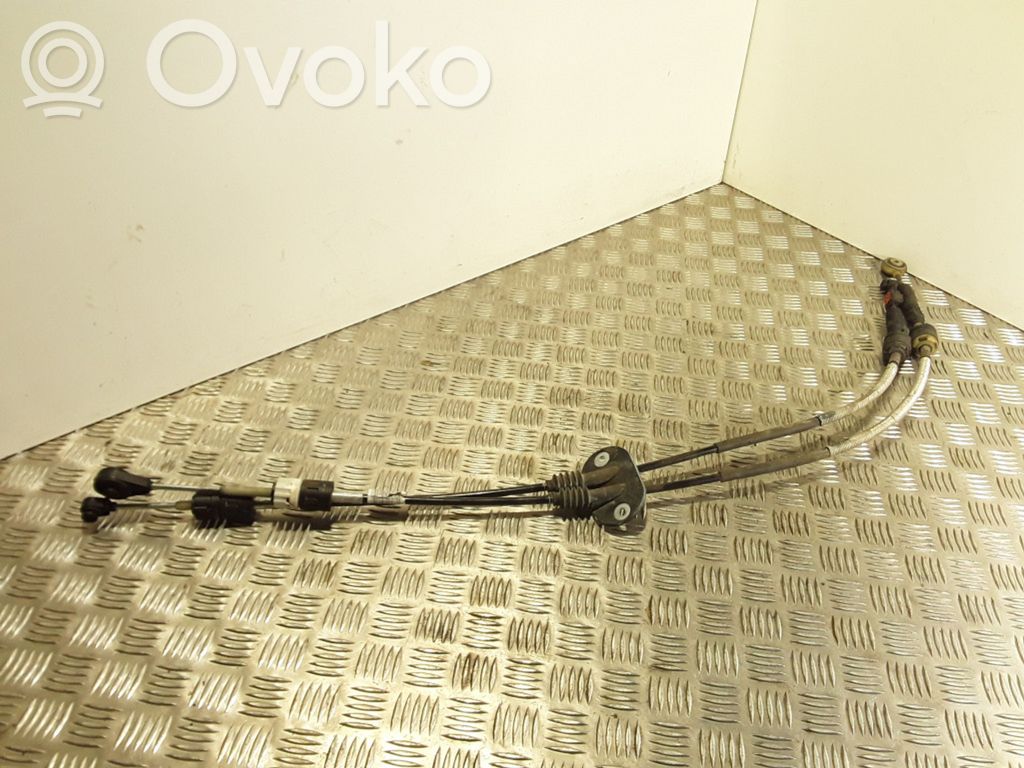 Ford Focus Gear shift cable linkage 
