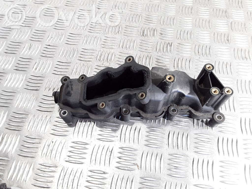 Audi A8 S8 D3 4E Intake manifold 