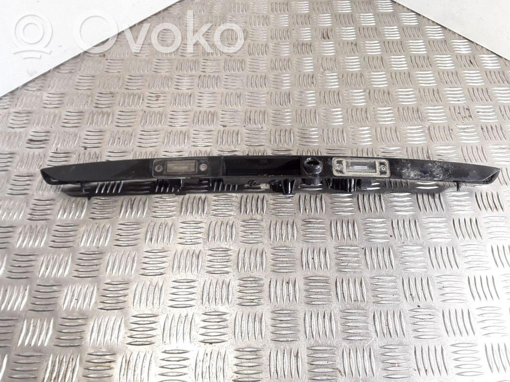 Audi A8 S8 D3 4E Éclairage de plaque d'immatriculation 