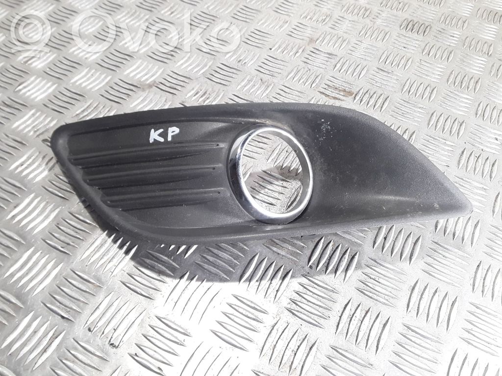 Ford Focus Front fog light trim/grill 