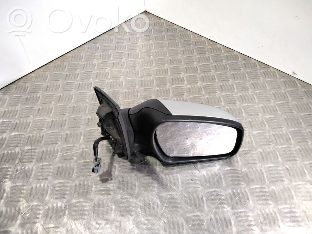 Ford Focus Front door electric wing mirror 