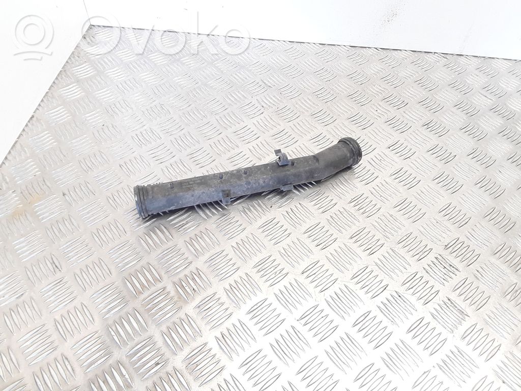 Engine coolant pipe/hose