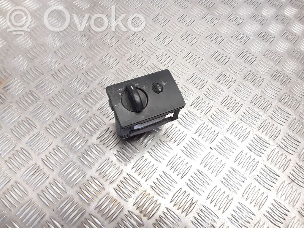 Ford C-MAX I Light switch 