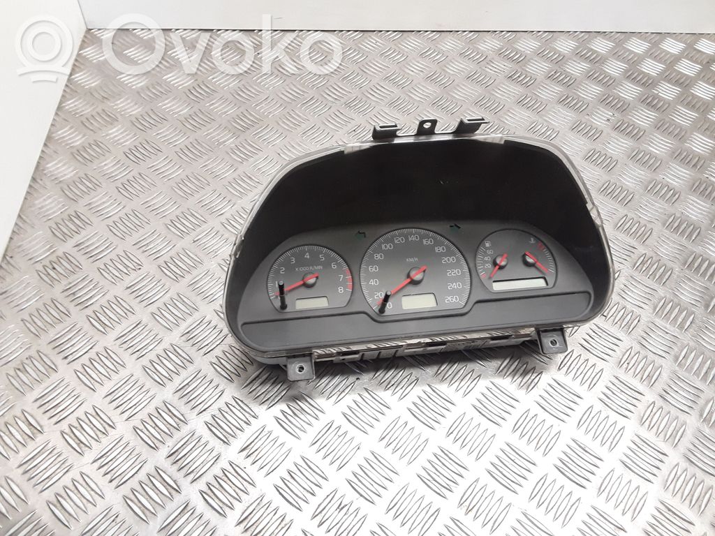 Volvo S40, V40 Speedometer (instrument cluster) 