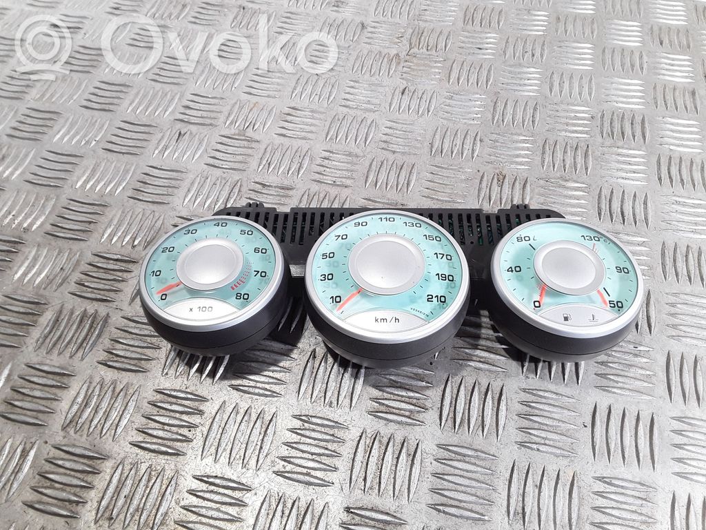 Citroen C8 Speedometer (instrument cluster) 