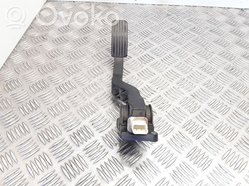 Peugeot 206 Pedał gazu / przyspieszenia 