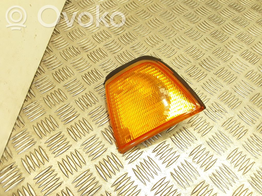 Audi 80 90 B3 Front indicator light 