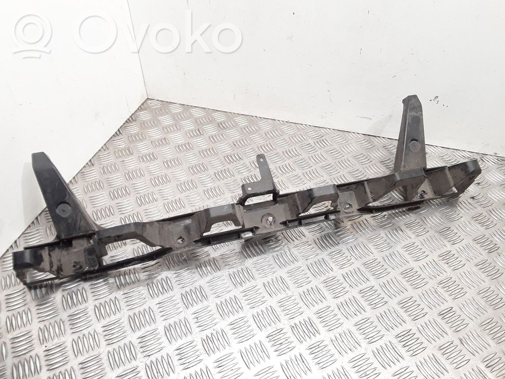Ford Focus Support de pare-chocs arrière 