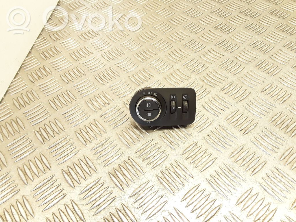 Opel Corsa E Light switch 