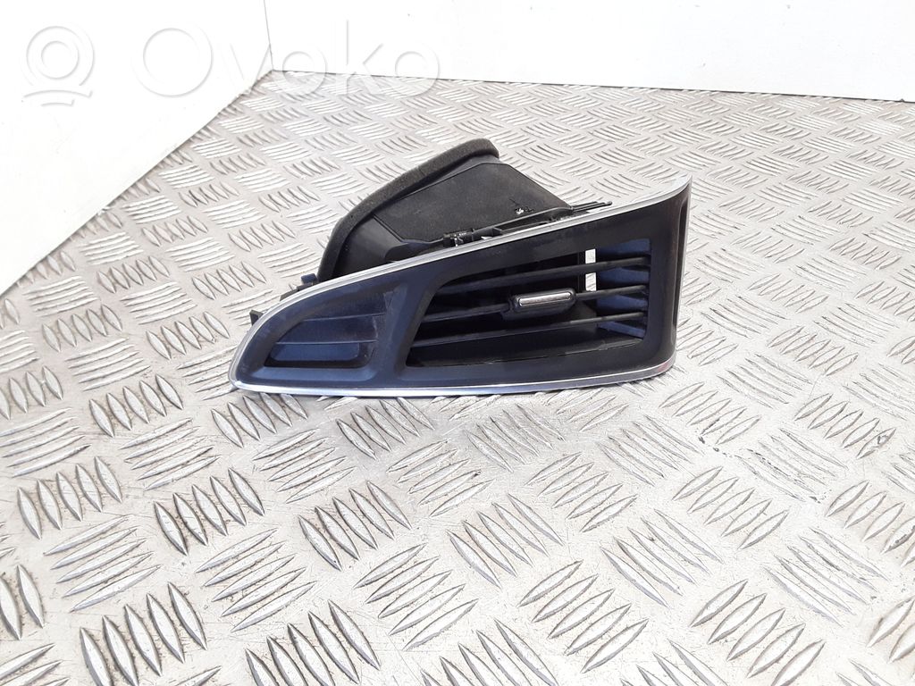 Ford Focus Sānu gaisa režģis 