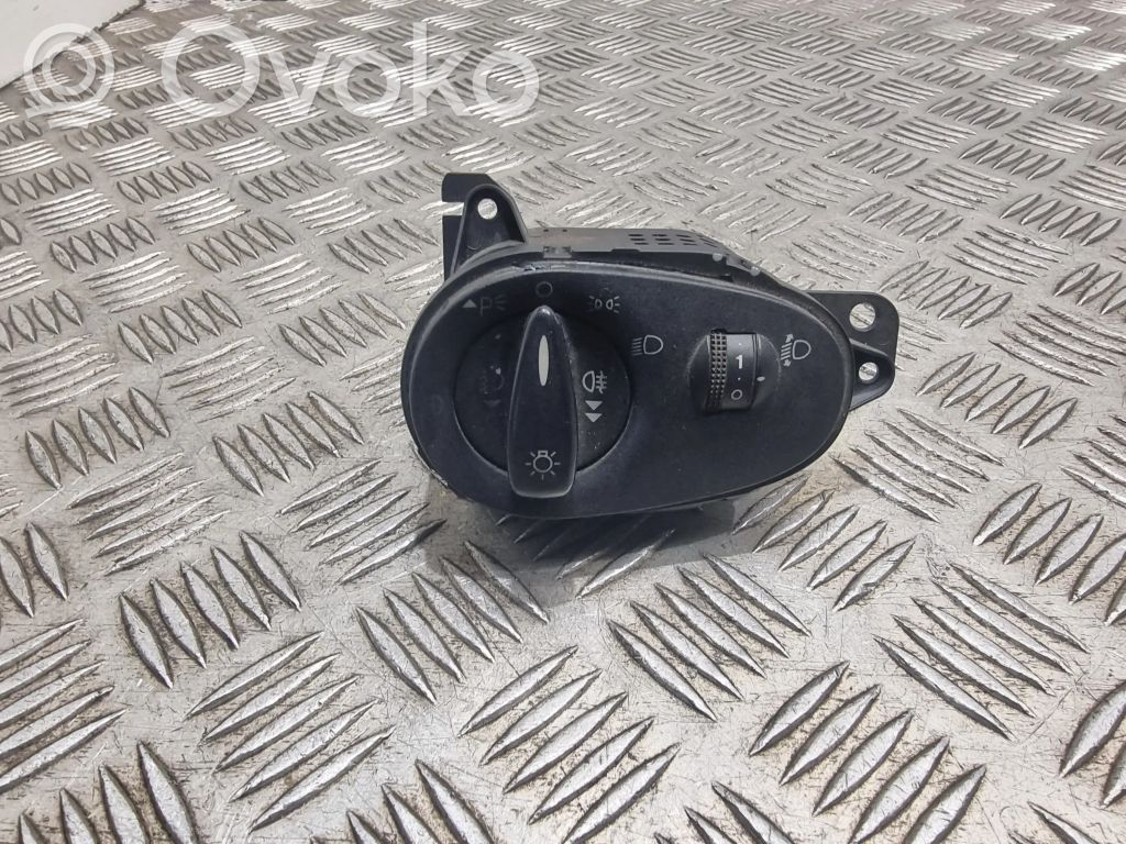 Ford Focus Light switch 
