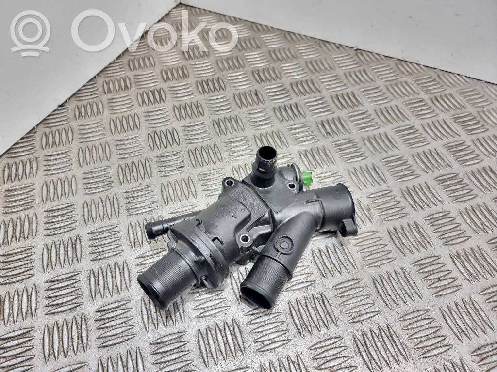 Ford Focus Termostat / Obudowa termostatu 