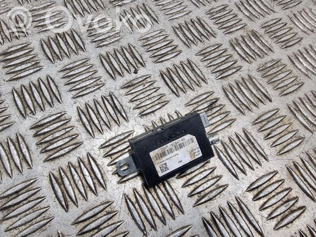 Antenos stiprintuvas   DS7T18C847AA,20150720