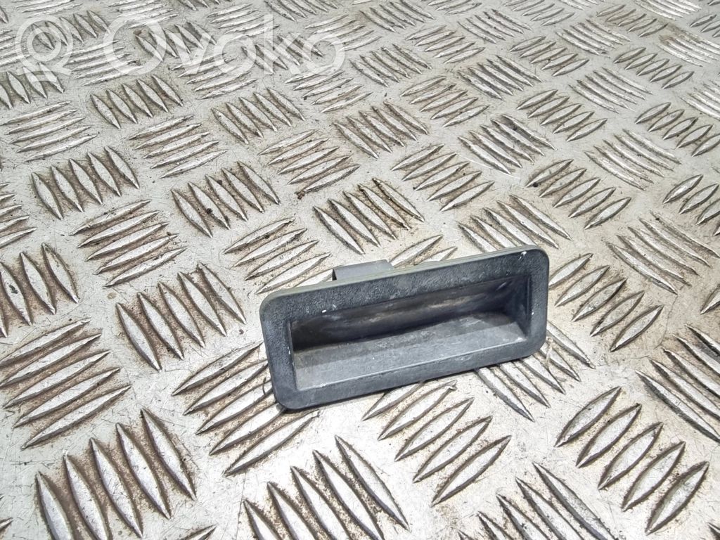 Ford Focus Interruptor para abrir la puerta trasera 