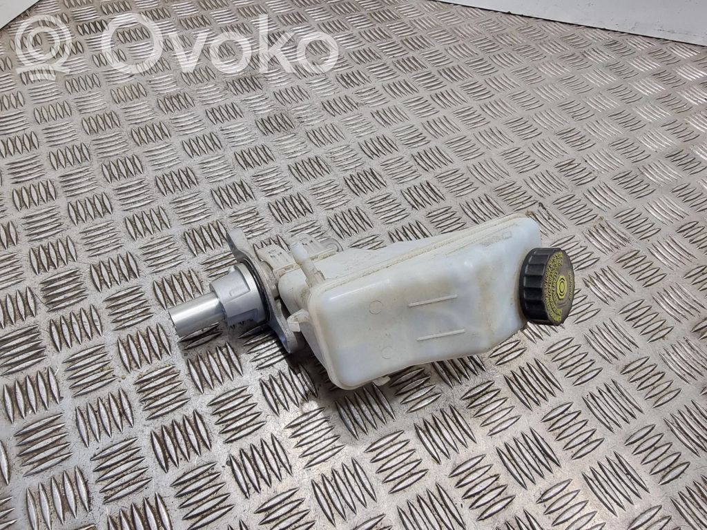 Opel Corsa E Stabdžių skysčio išsiplėtimo bakelis 