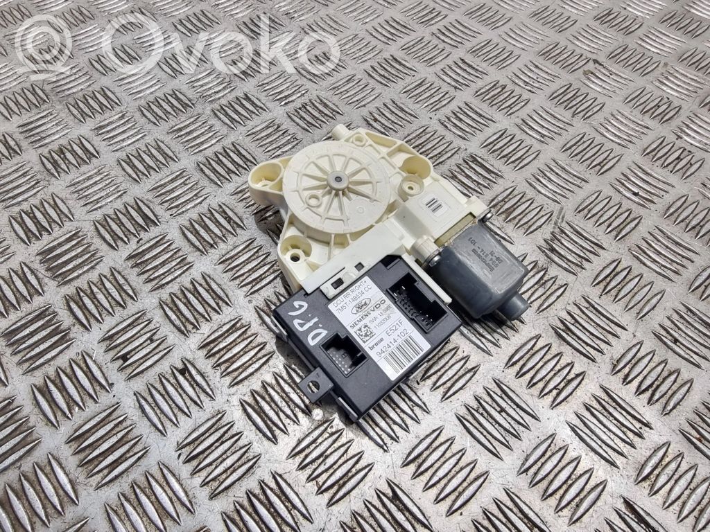 Ford Focus Silniczek podnoszenia szyby drzwi tylnych 