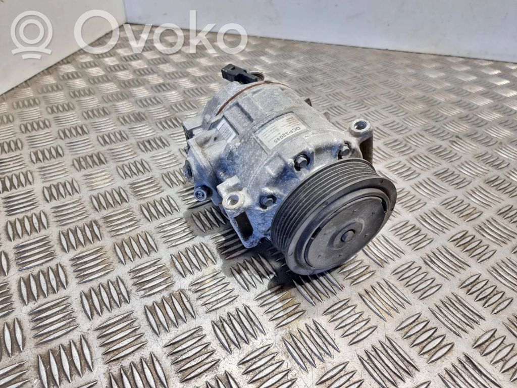 Volkswagen PASSAT B7 Compresor (bomba) del aire acondicionado (A/C)) 