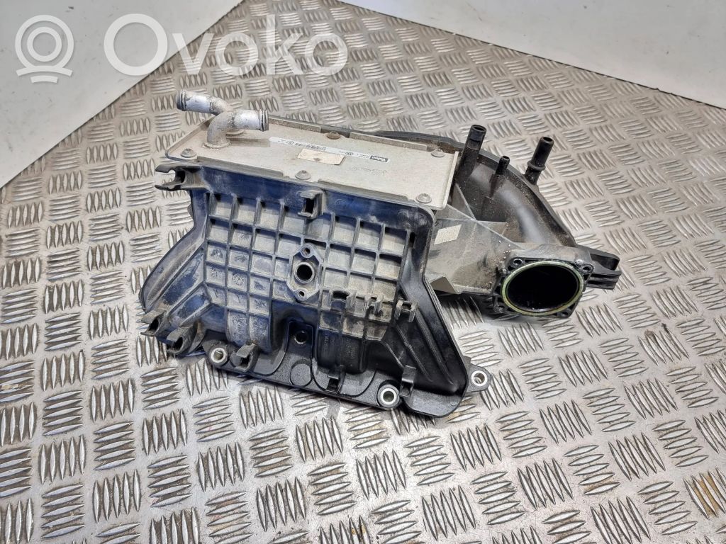 Volkswagen PASSAT B7 Ansaugbrücke Ansaugkrümmer 