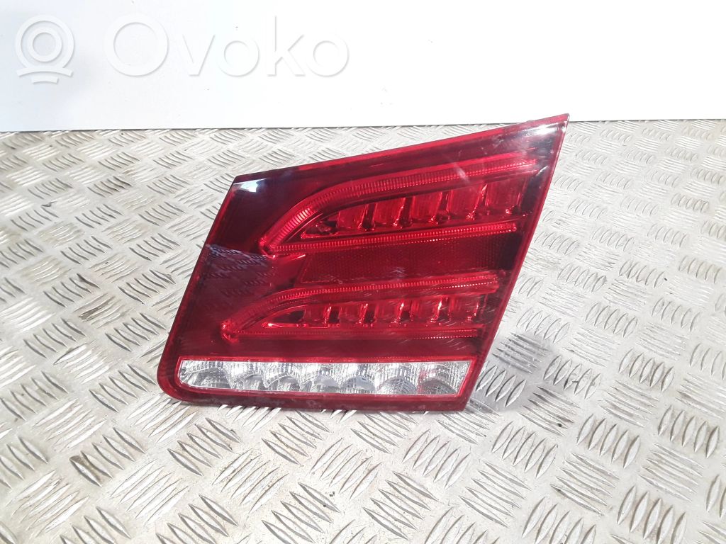 Mercedes-Benz E W212 Luci posteriori del portellone del bagagliaio 