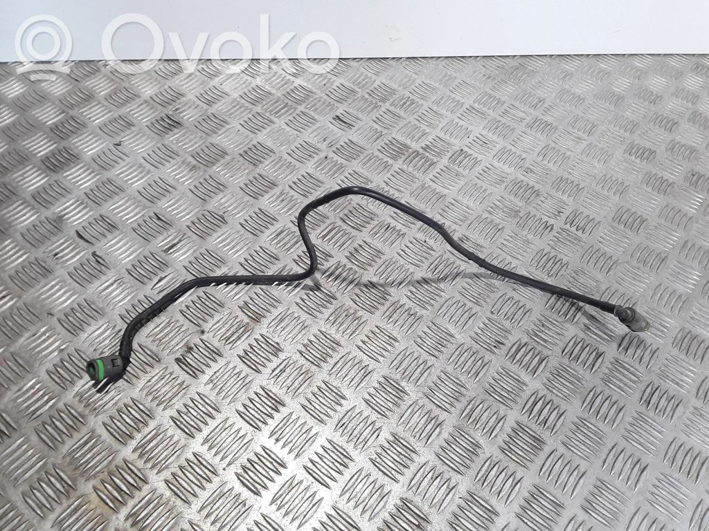 Renault Twingo III Caurulīte (-es) / šļūtene (-es) 