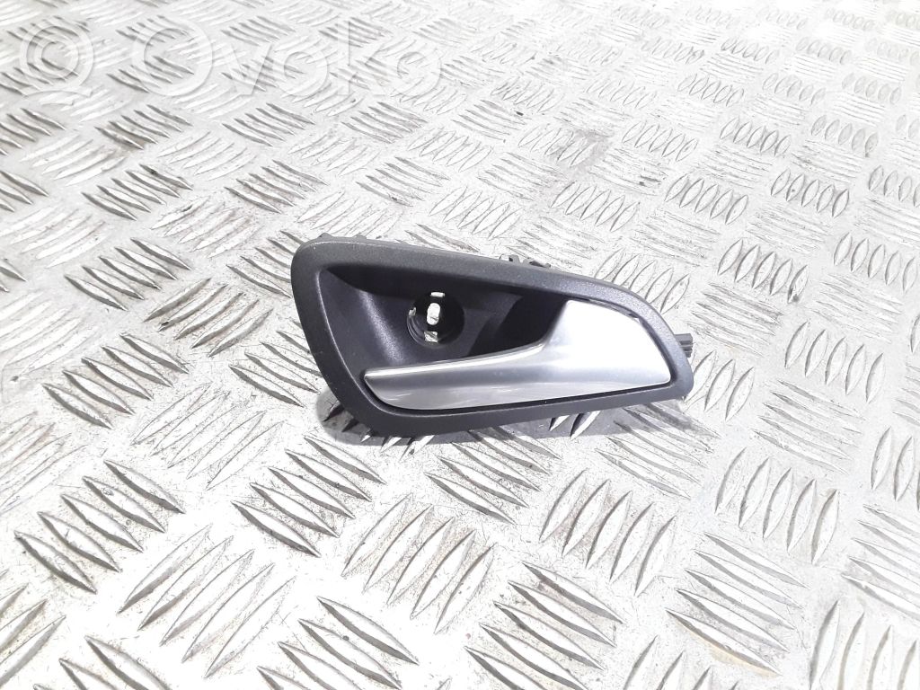 Ford Focus Front door interior handle 