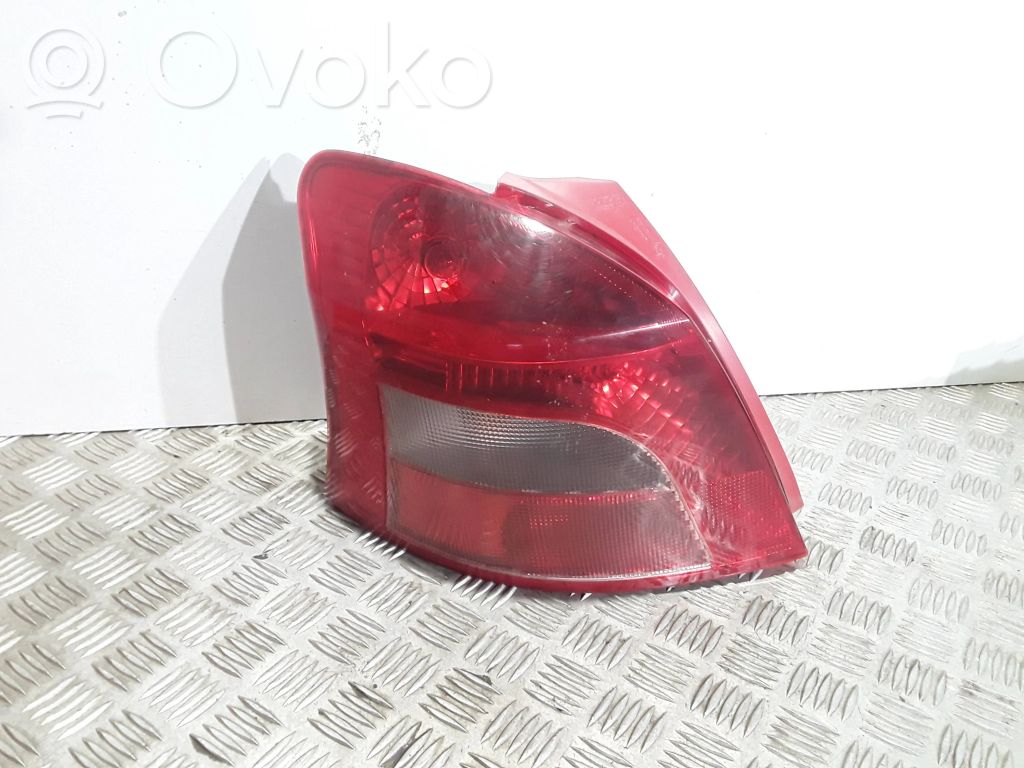 Toyota Yaris Rückleuchte Heckleuchte 