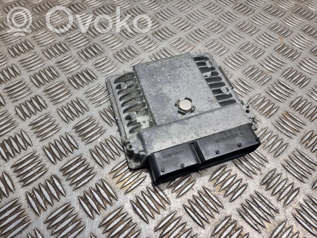 Volkswagen Golf VI Engine control unit/module 