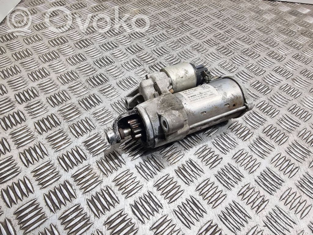 Audi A4 S4 B8 8K Rozrusznik 