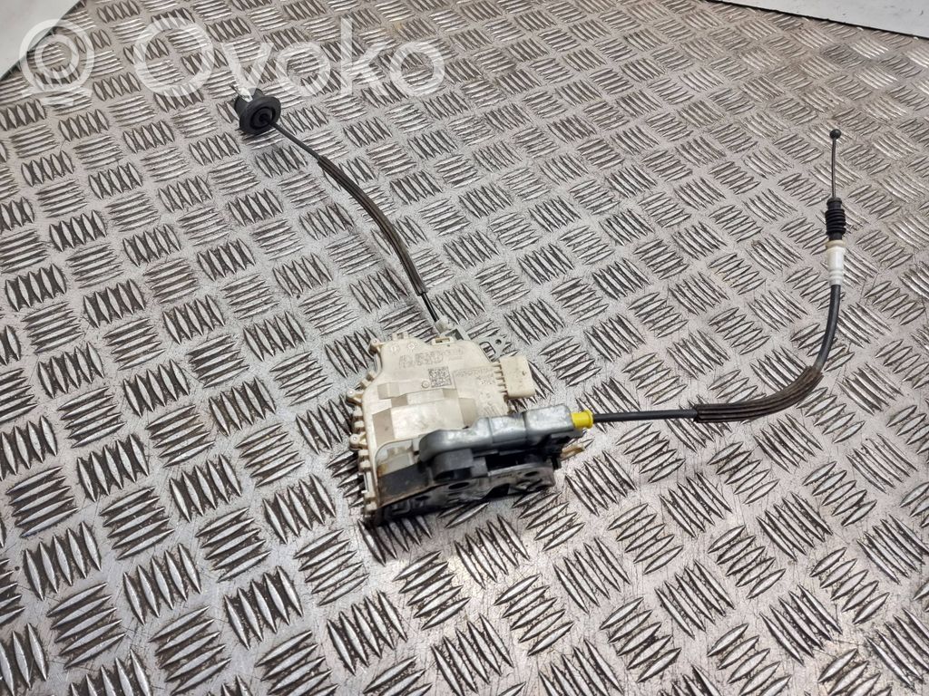 Audi A4 S4 B8 8K Galinių durų spyna 