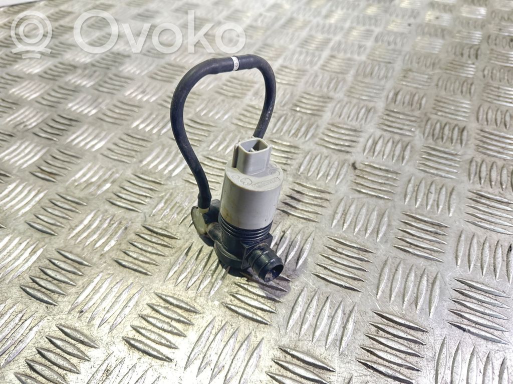 Toyota Auris E180 Windscreen/windshield washer pump 