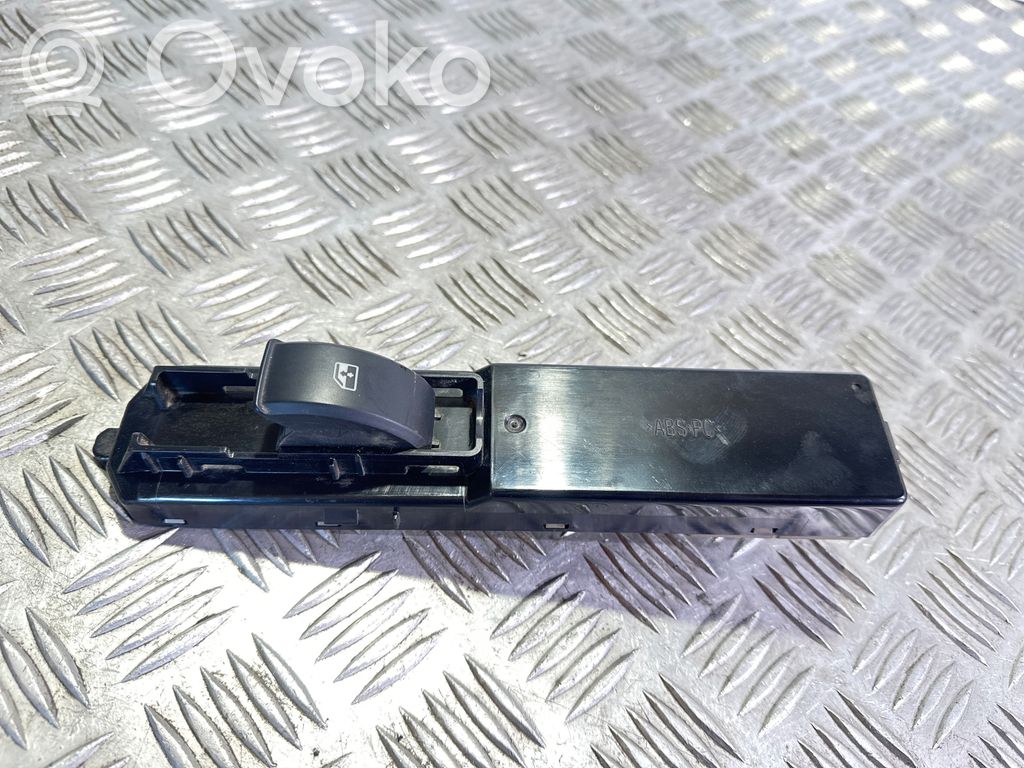Electric window control switch   12758529