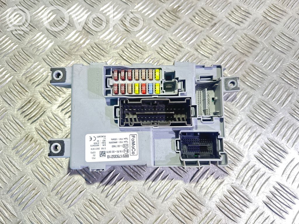 Other control units/modules   00517935210