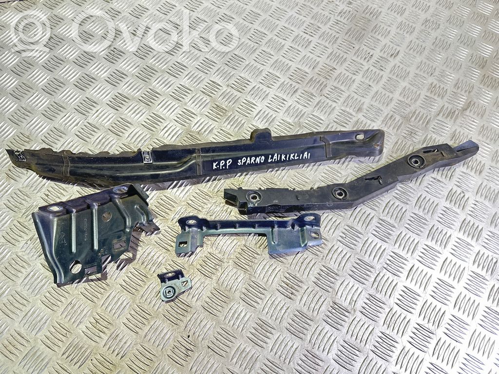 Citroen C4 Grand Picasso Uchwyt / Mocowanie błotnika przedniego 