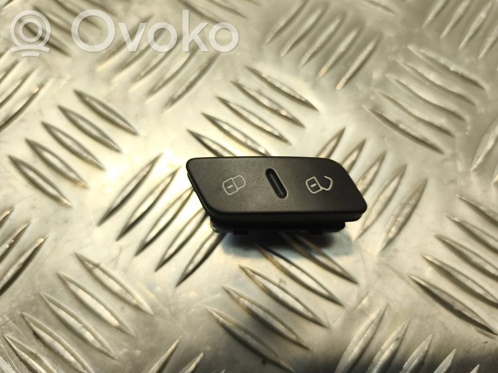Volkswagen PASSAT B7 Central locking switch button 