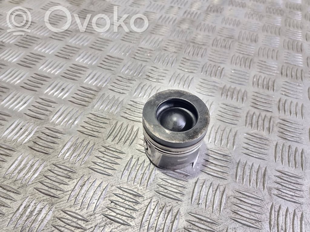 Ford Grand C-MAX Piston 